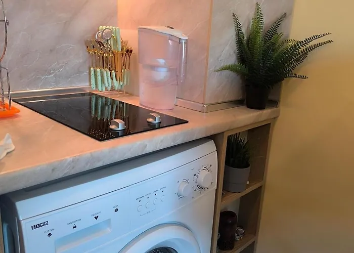 Apartment Golden Hermes, Z Basenem